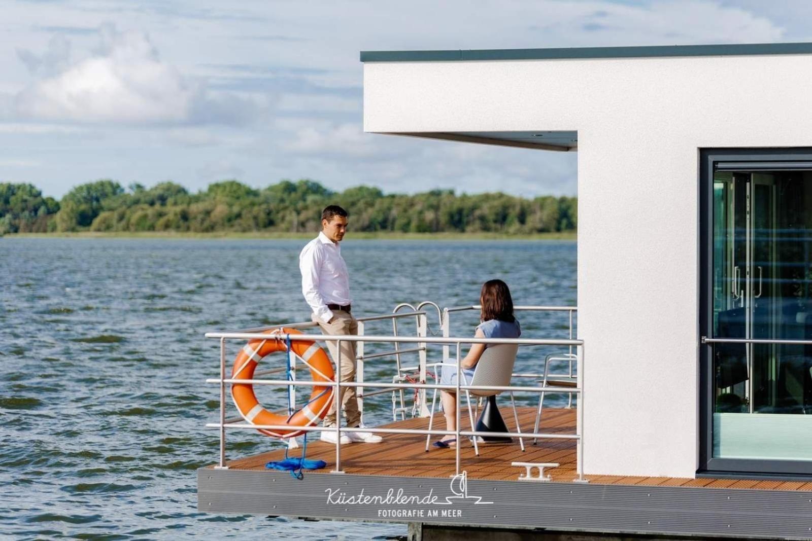 Hotel Hausboot Kranichnest Ribnitz-Damgarten Exterior foto